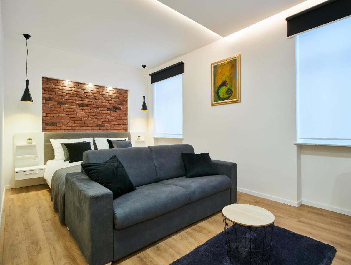 Bed Of Roses Apt 1, Luxury, Designer Decorated Zagreb Dış mekan fotoğraf